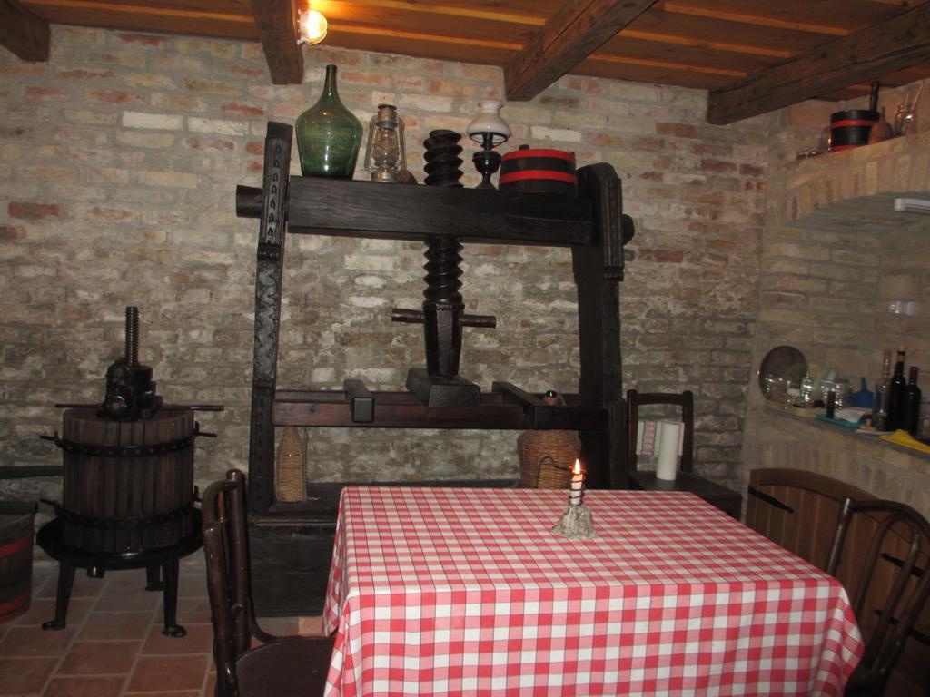 Madarász Vendégház Nyúl Extérieur photo